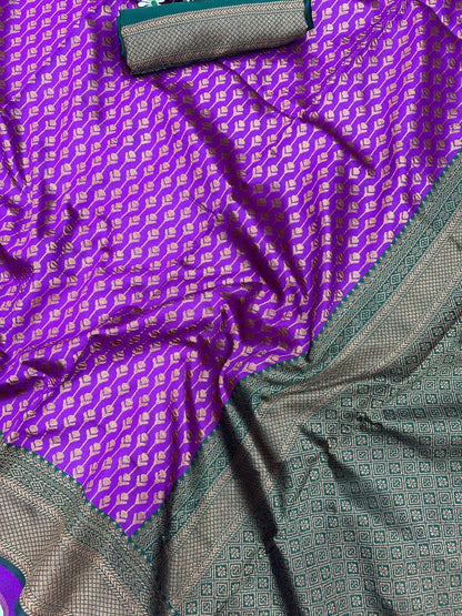 Presenting Enchanting Yet Breathable Organic Banarasi Sarees For Intimate And Big Fat Indian Weddings, That Are Light On Your Skin And Uplift Your Wedding Shenanigans