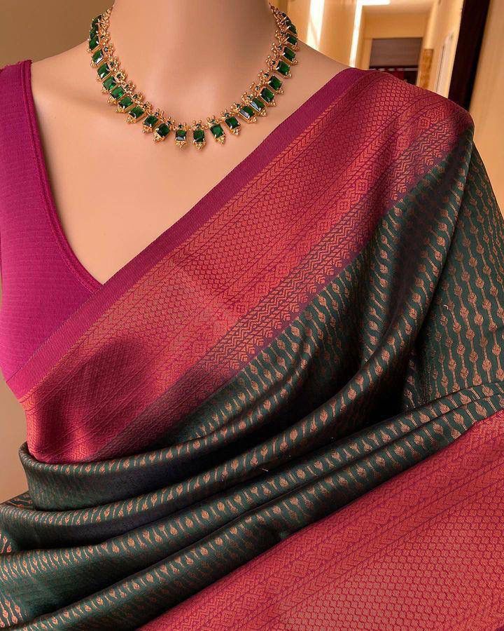 Presenting Enchanting Yet Breathable Organic Banarasi Sarees For Intimate And Big Fat Indian Weddings, That Are Light On Your Skin And Uplift Your Wedding Shenanigans