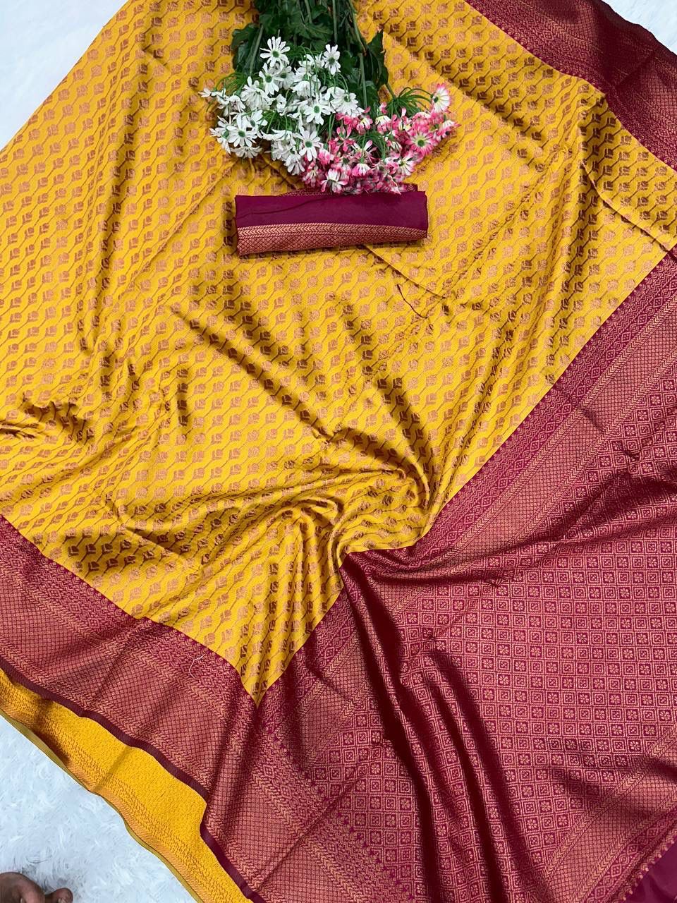 Presenting Enchanting Yet Breathable Organic Banarasi Sarees For Intimate And Big Fat Indian Weddings, That Are Light On Your Skin And Uplift Your Wedding Shenanigans