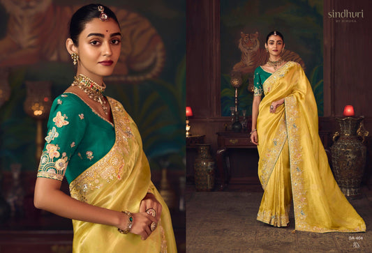 Saree : Pure Banarasi Kanjivaram Fabric With Heavy Work Border Saree